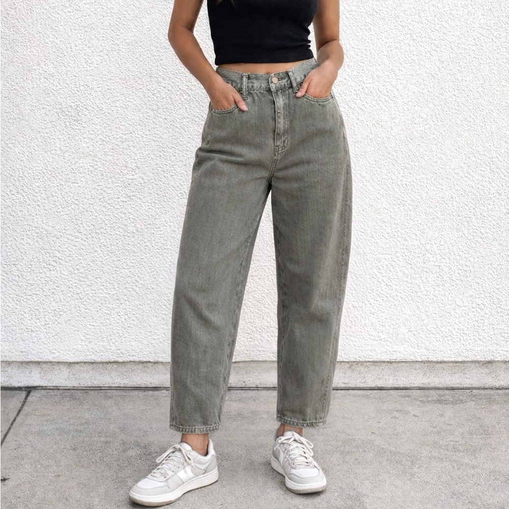 Miou Muse Barrel Leg Gray / Green Slightly Cropped Jeans Size S